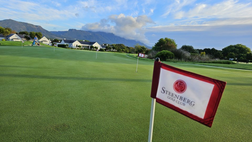 <h2>The Best of South Africa Escorted 2023</h2> 14 Nights | 6 Rounds | March 11 - 25